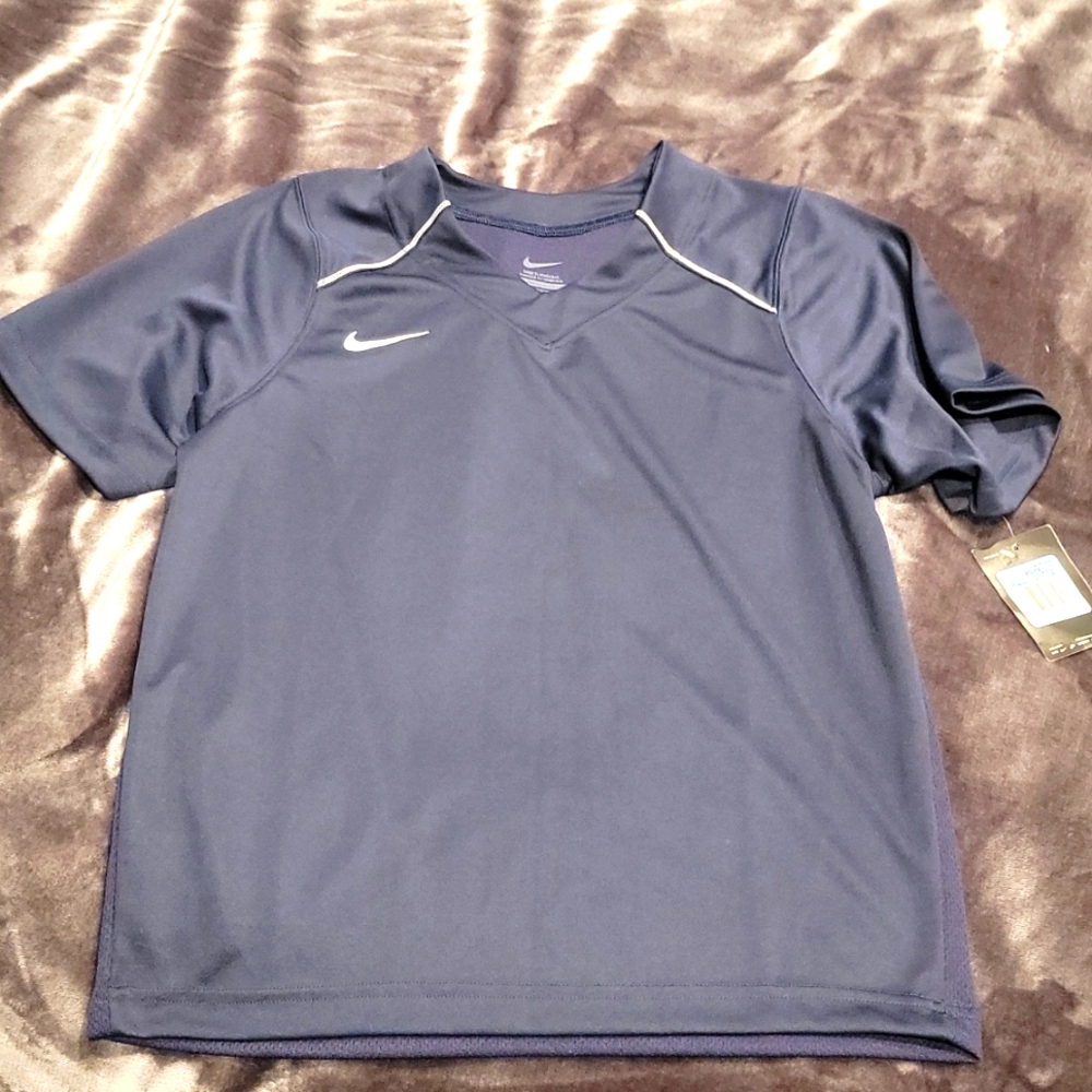 NWT Nike tee